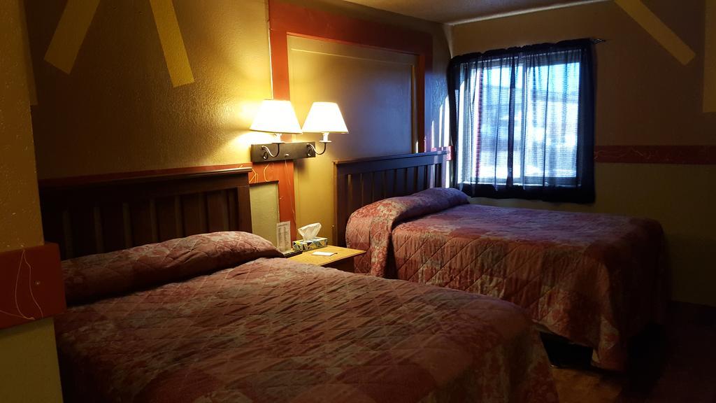 Earth Inn Motel - Jackson ภายนอก รูปภาพ