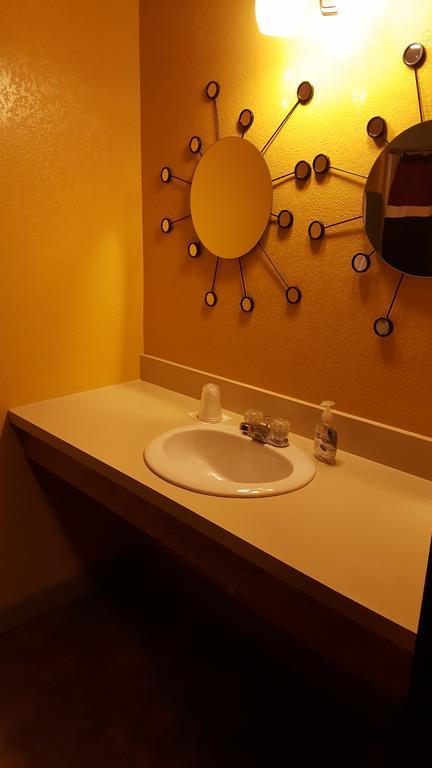 Earth Inn Motel - Jackson ภายนอก รูปภาพ
