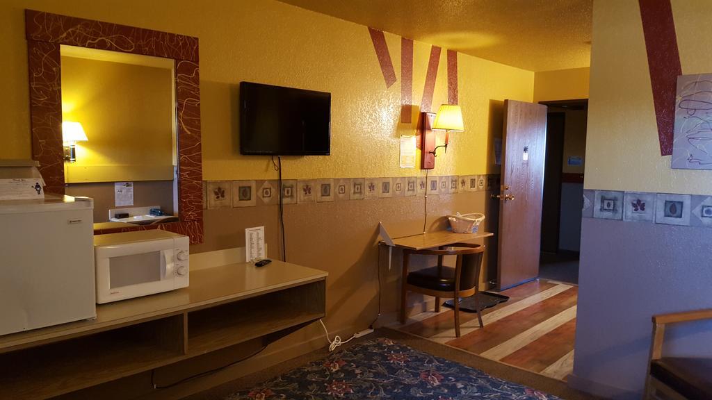 Earth Inn Motel - Jackson ภายนอก รูปภาพ